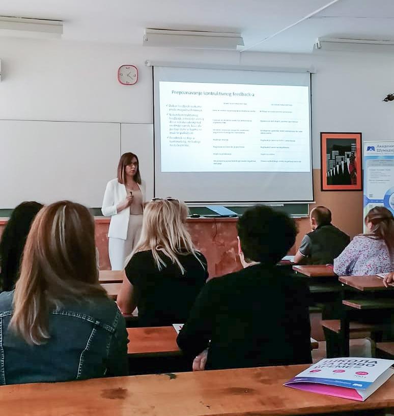 Predavanje u učionici u okviru BFS Company programa