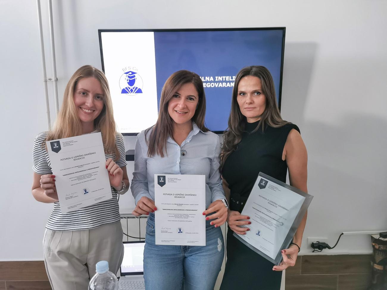 Predavač demonstrira primer na BFS Company radionici